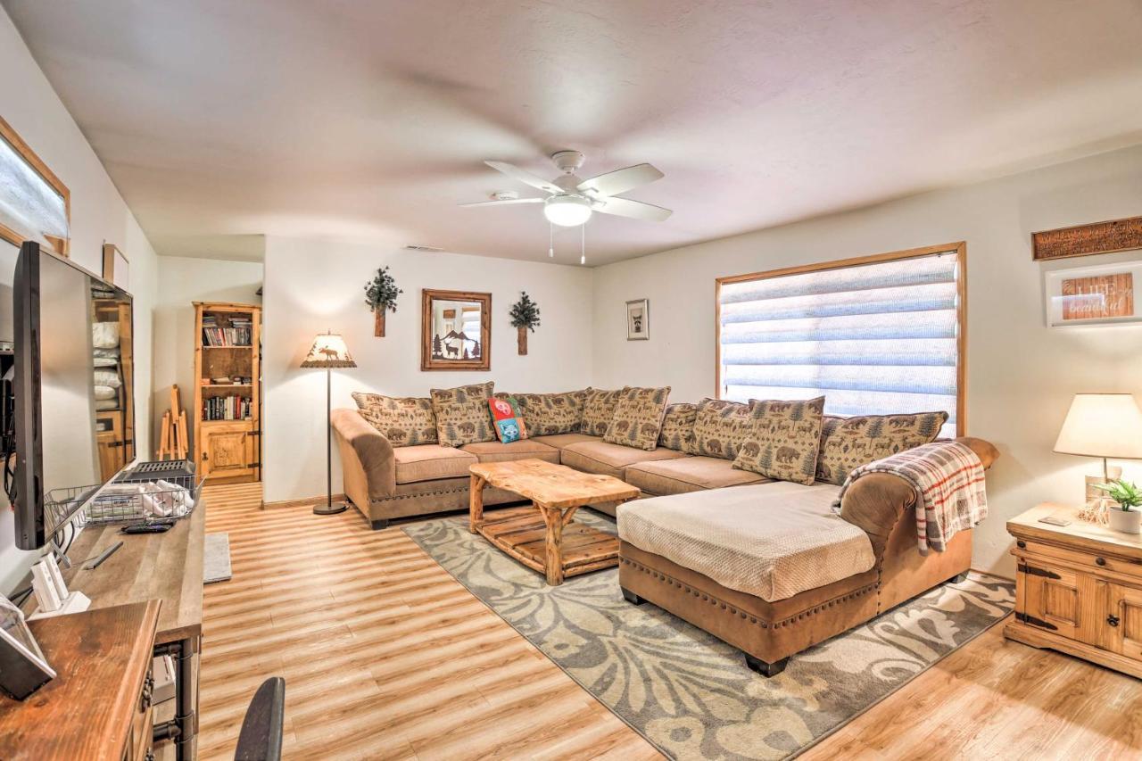Big Bear Cabin With Deck And Hot Tub, Near Resorts! Big Bear Lake Bagian luar foto