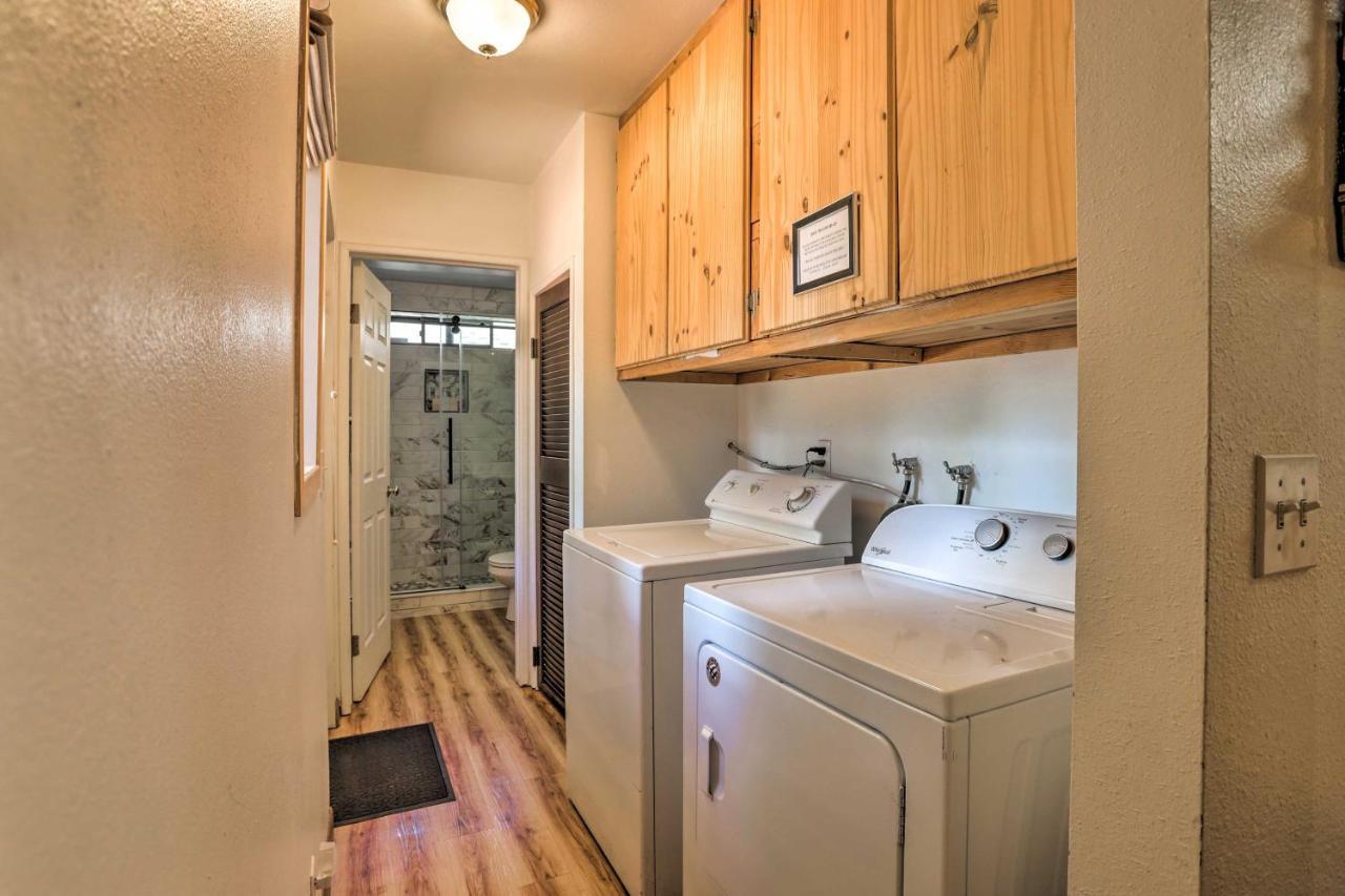 Big Bear Cabin With Deck And Hot Tub, Near Resorts! Big Bear Lake Bagian luar foto