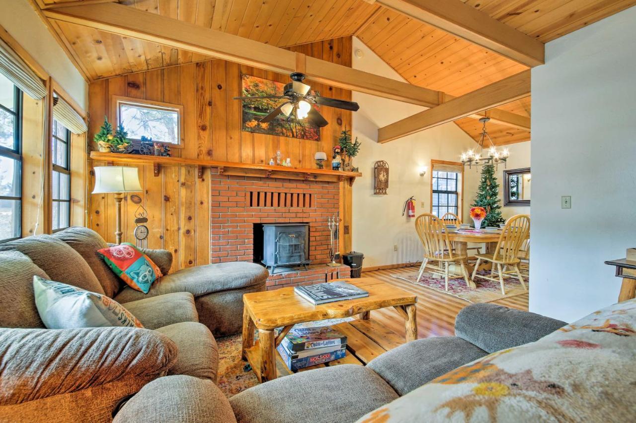 Big Bear Cabin With Deck And Hot Tub, Near Resorts! Big Bear Lake Bagian luar foto